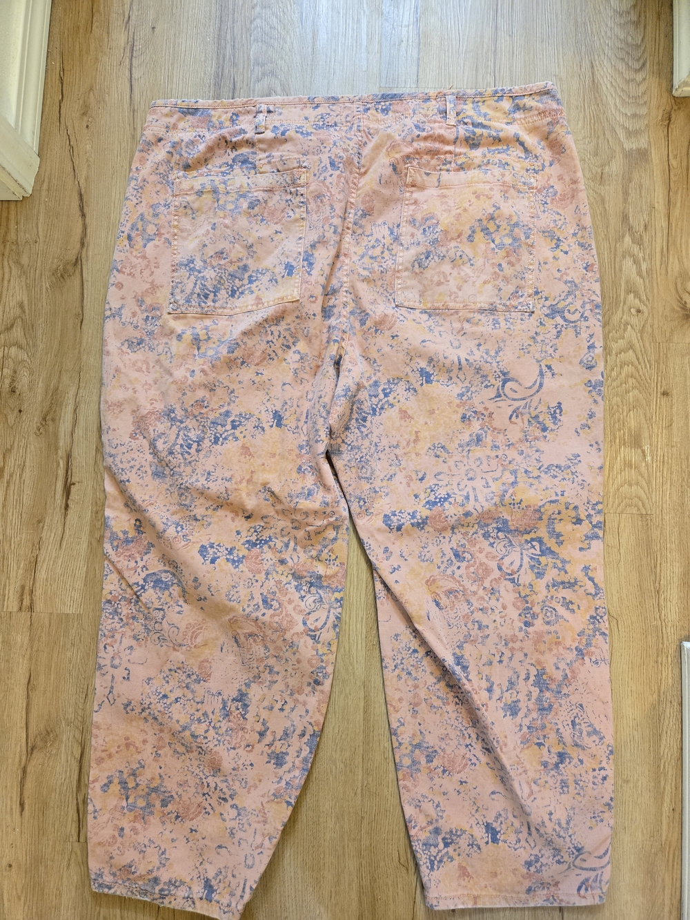 Anthropologie Pilcro The Wanderer Utility Pants Plus Size 24W Pink Floral Button - Picture 3 of 8